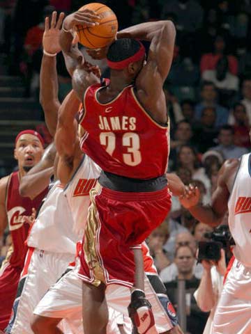 对标国际顶 对标国际顶